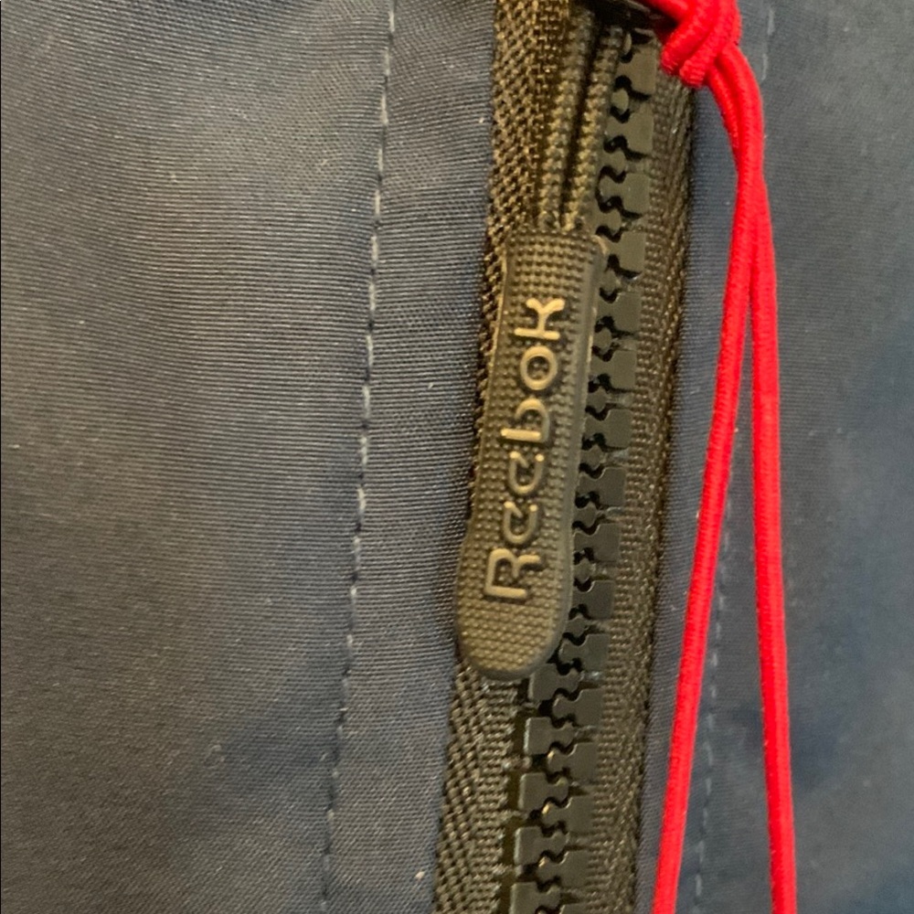 Reebok Men's Navy Jacket XL with Hood - Picture 8 of 11